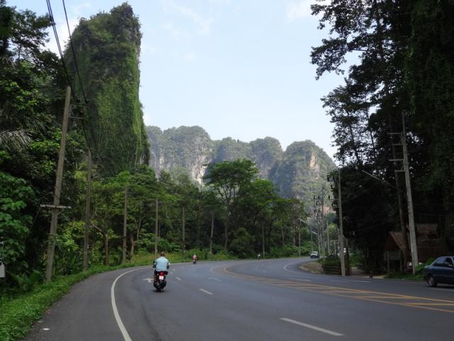 la route entre chez joe et krabi, qu'on a deja fait plusieurs fois en velo