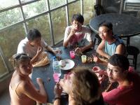 a droite il y a daniel, patrik et boun