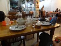 le resto dont la moitier nous a ete payé par le resto d'a coté