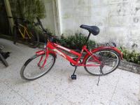 velo donné par le proprio de joe (CSeur chez qui on était)